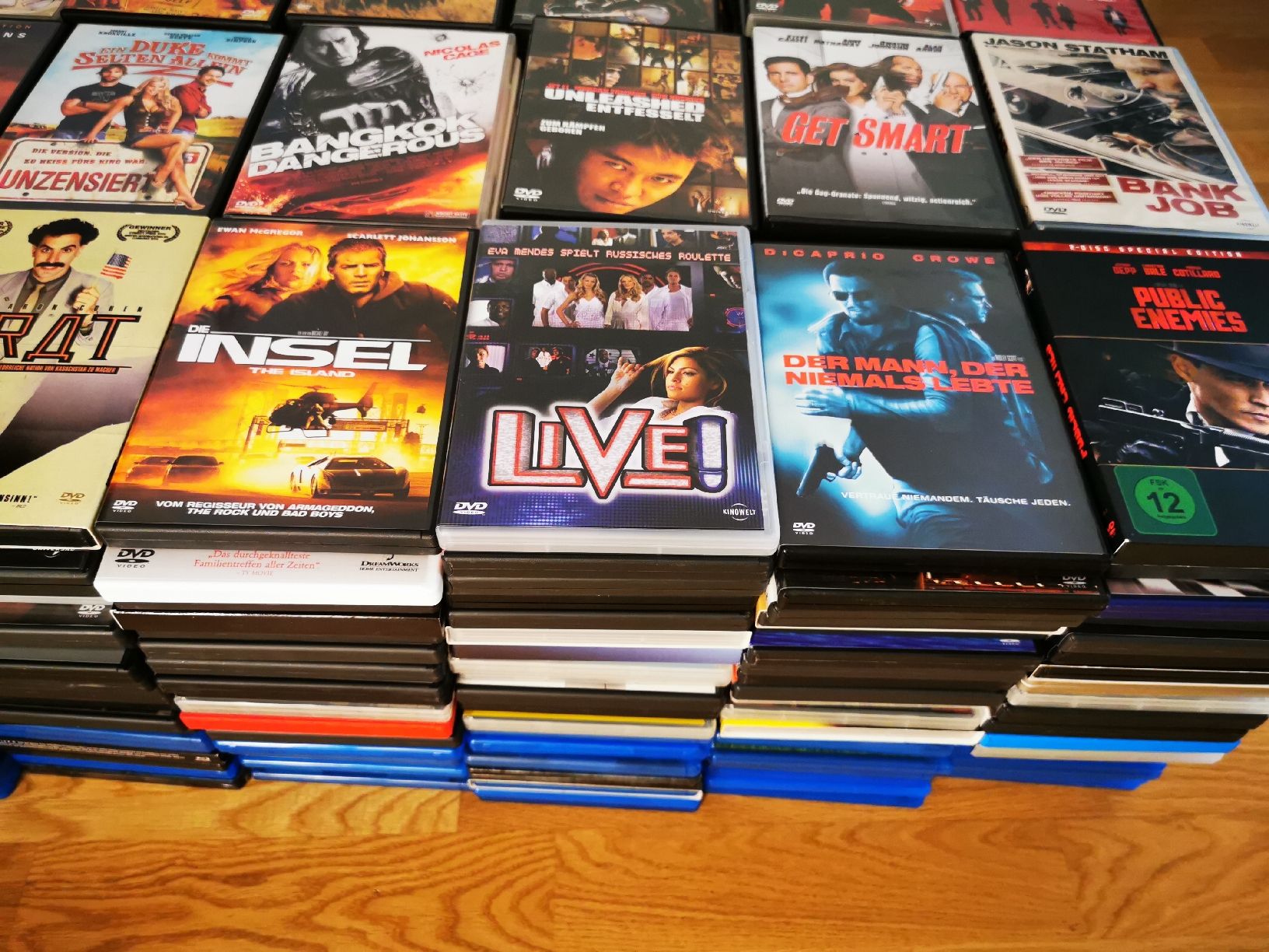 Tutti i DVDs: DVD / BLURAY Überraschungspaket – Usato da Arnegg venduto da michik999 2