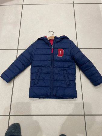 Kinder Daunenjacke dunkelblau mit Kapuze guter Zustand