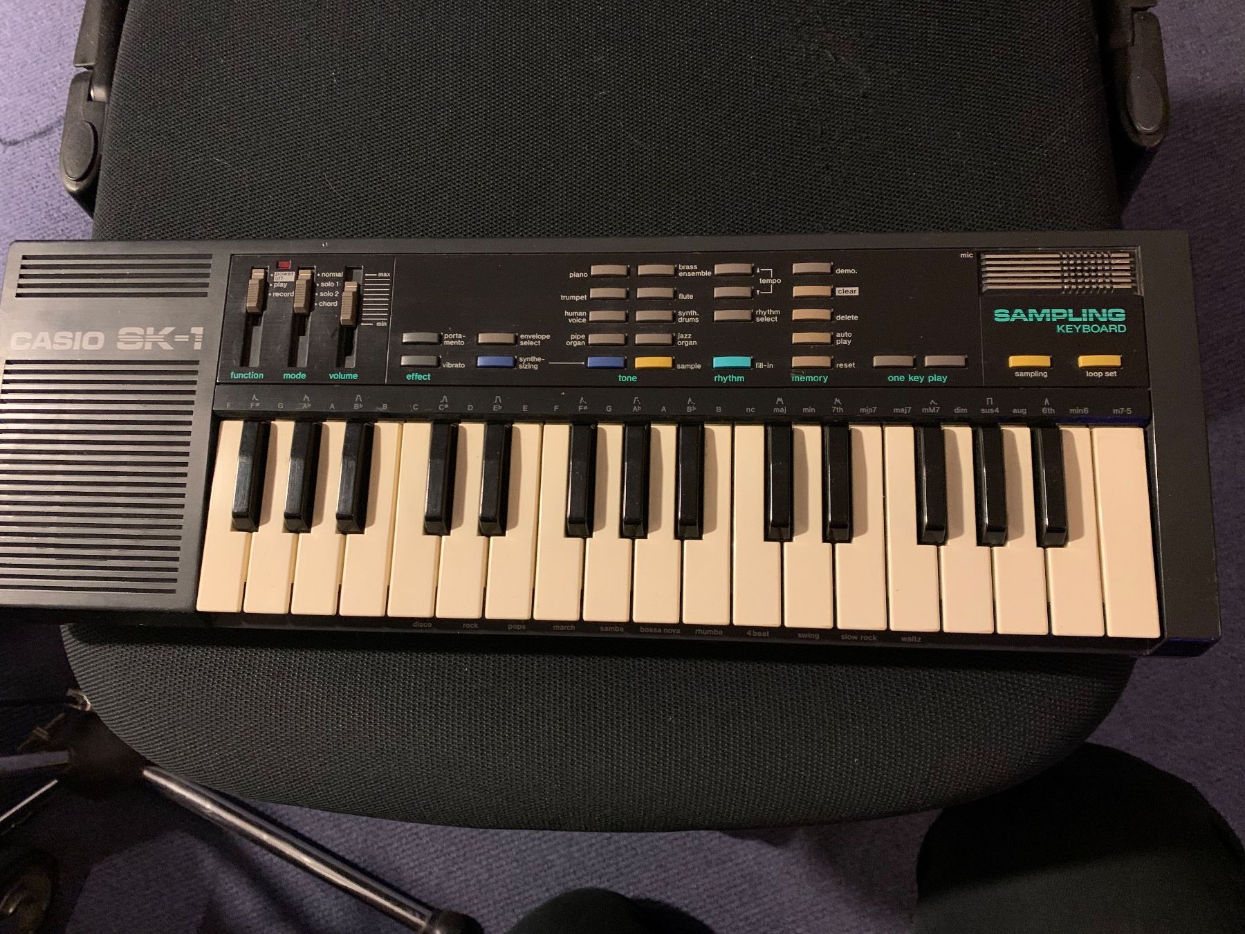 Casio Musikinstrumente: Casio SK1 Vintage Sampling Keyboard – Gebraucht aus chur von