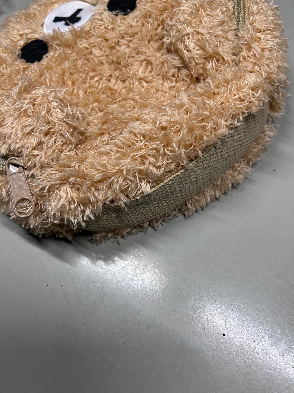 Taschen: Pochette in peluche 17 x 17 cm – Gebraucht aus Giubiasco von LorisVale 2