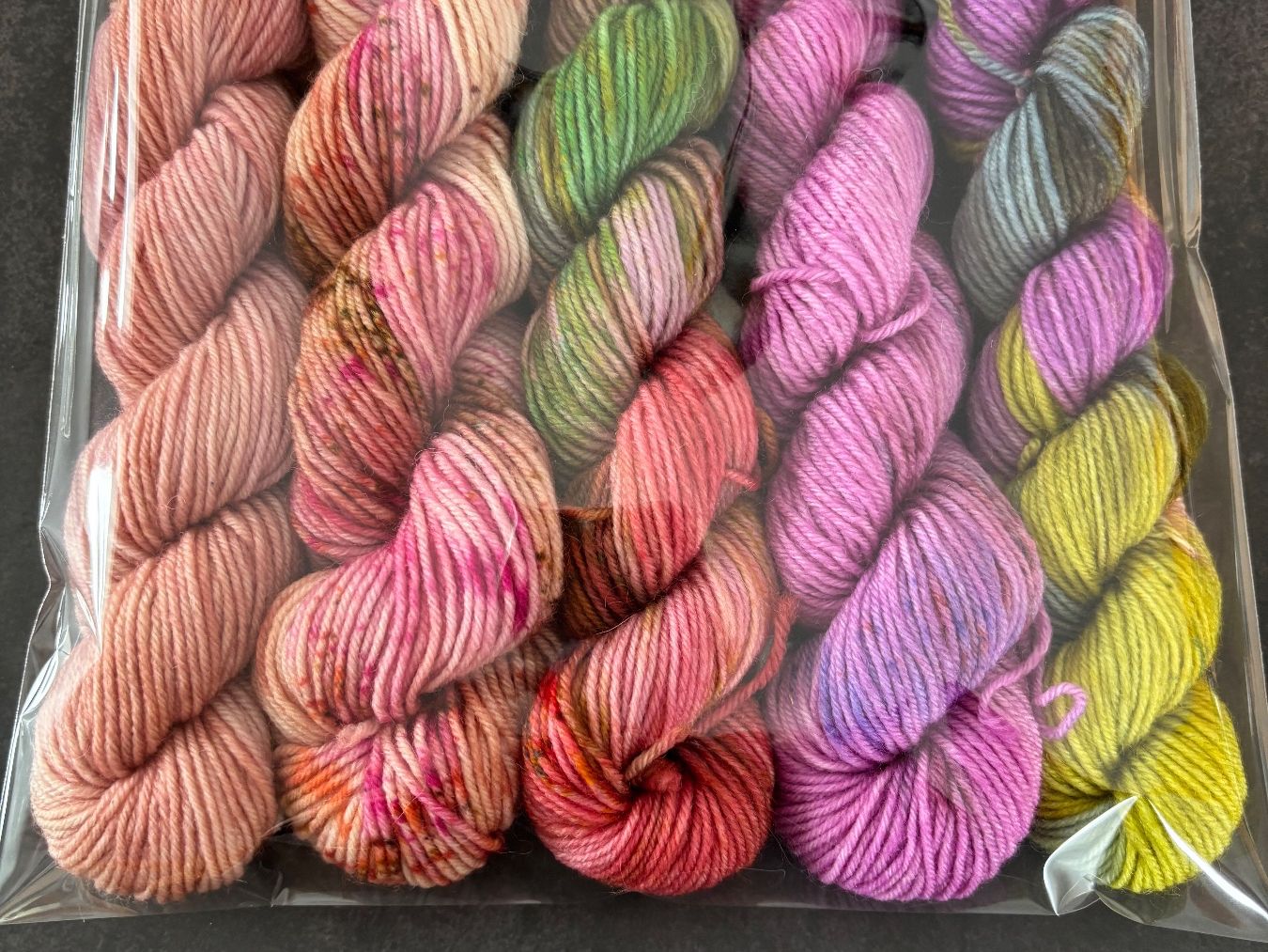 Lana: 5 mini écheveaux – Nuovo e nell'imballaggio originale da Randogne venduto da BonnieG 4