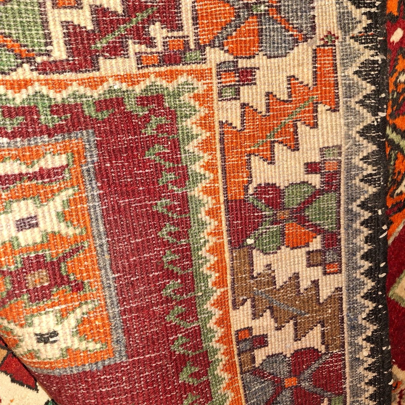 Teppiche: ORIENT TEPPICH MIT TOLLEN FARBMIX – Gebraucht aus spreitenbach von lumbalplatte 6