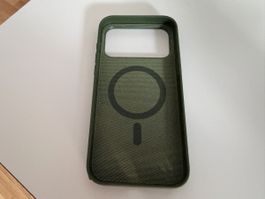 Apple iPhone 17 Pro Max Cover Techwoven grün