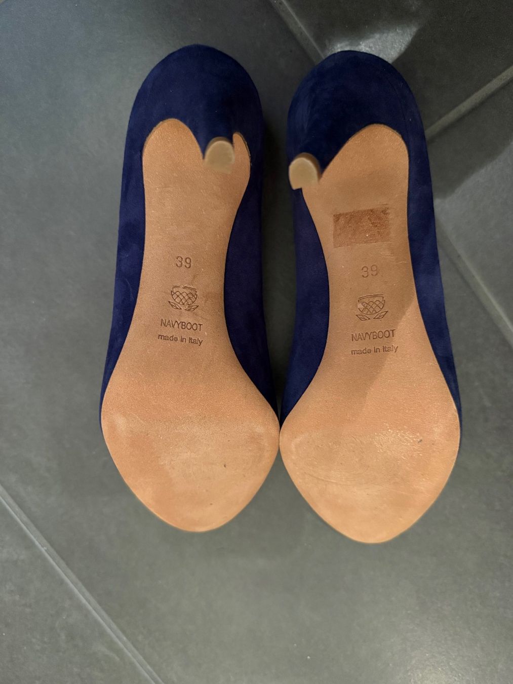 Navyboot Scarpe da donna: Navyboot Wilderleder-Pumps royalblau, Grösse 39 – Usato da Wittinsburg venduto da redrose296 1