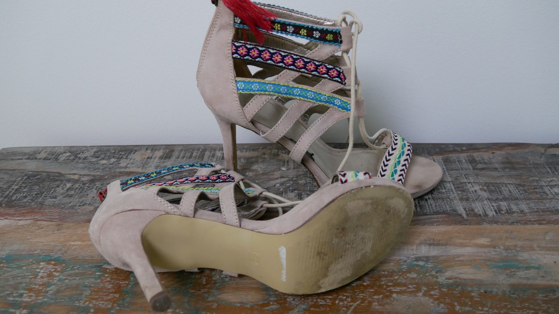 Scarpe da donna: High Heels Pumps Bunt Muster Beige – Usato da Zürich venduto da julia_vina 4