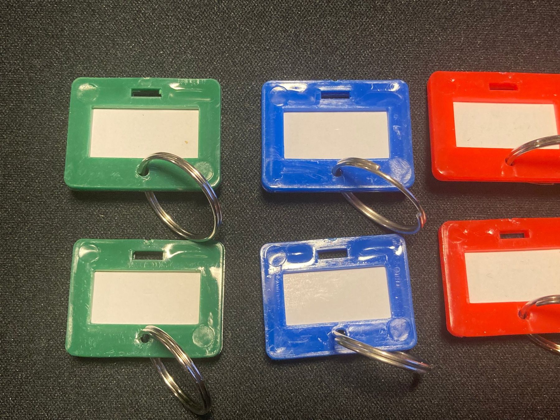 Schlüsselanhänger & - bänder: 10 Schlüsselanhänger Set - 5 Farben – Neu und originalverpackt aus Chur von Hermes421