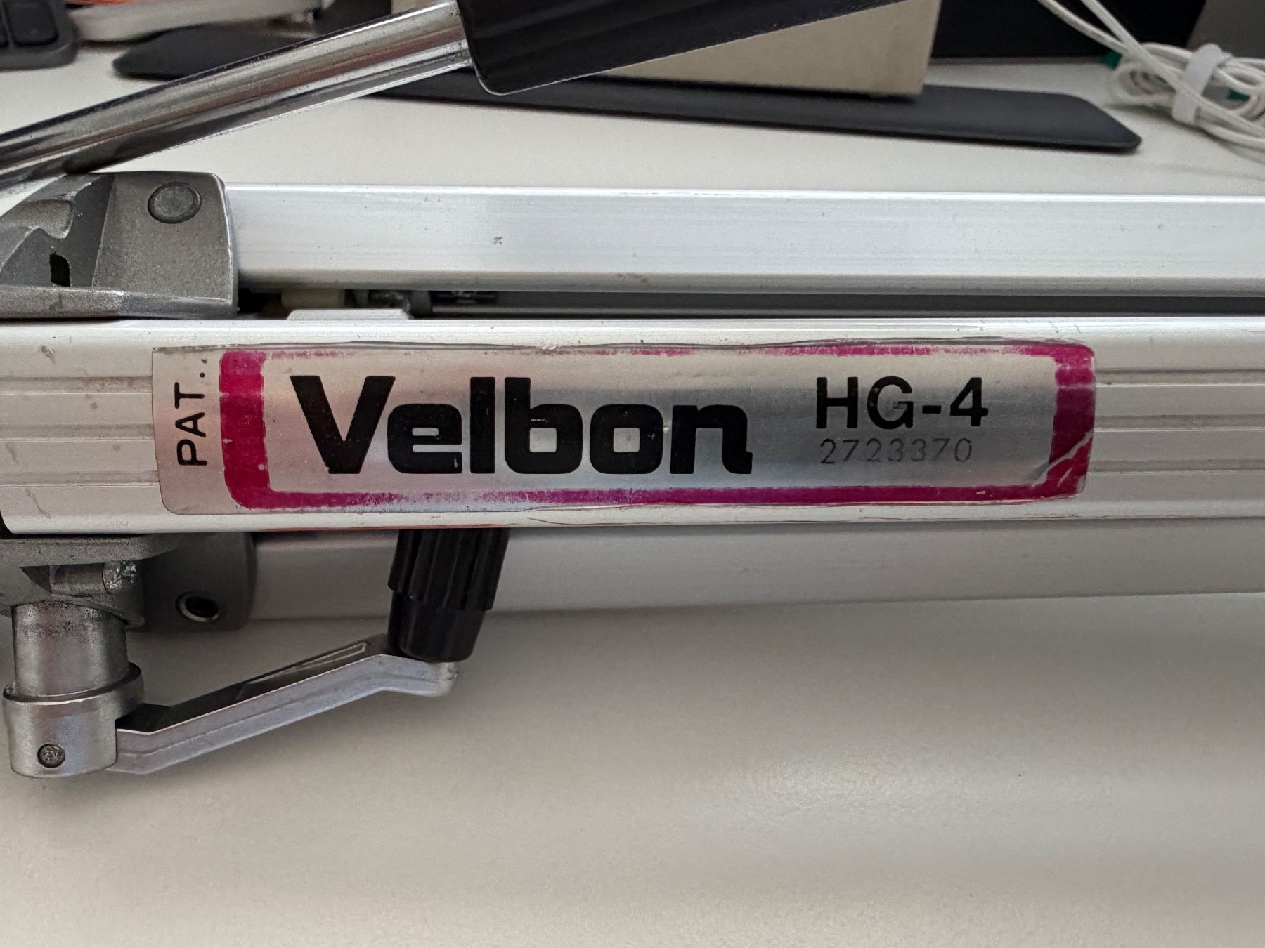 Velbon Stative & Köpfe: Velbon HG-4 Stativ / Kamerastativ – Gebraucht aus Duggingen von Ysvogel 1