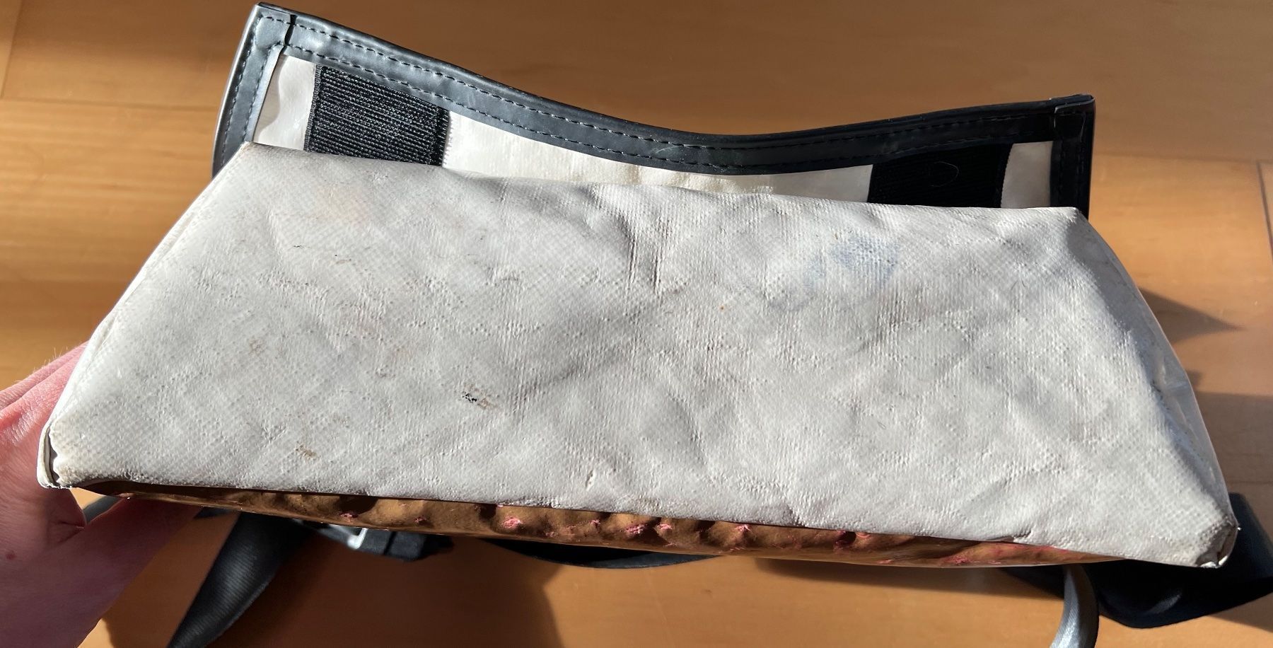 Freitag Borse: Freitag Tasche Weiss – Usato da Cham venduto da Tibner 1