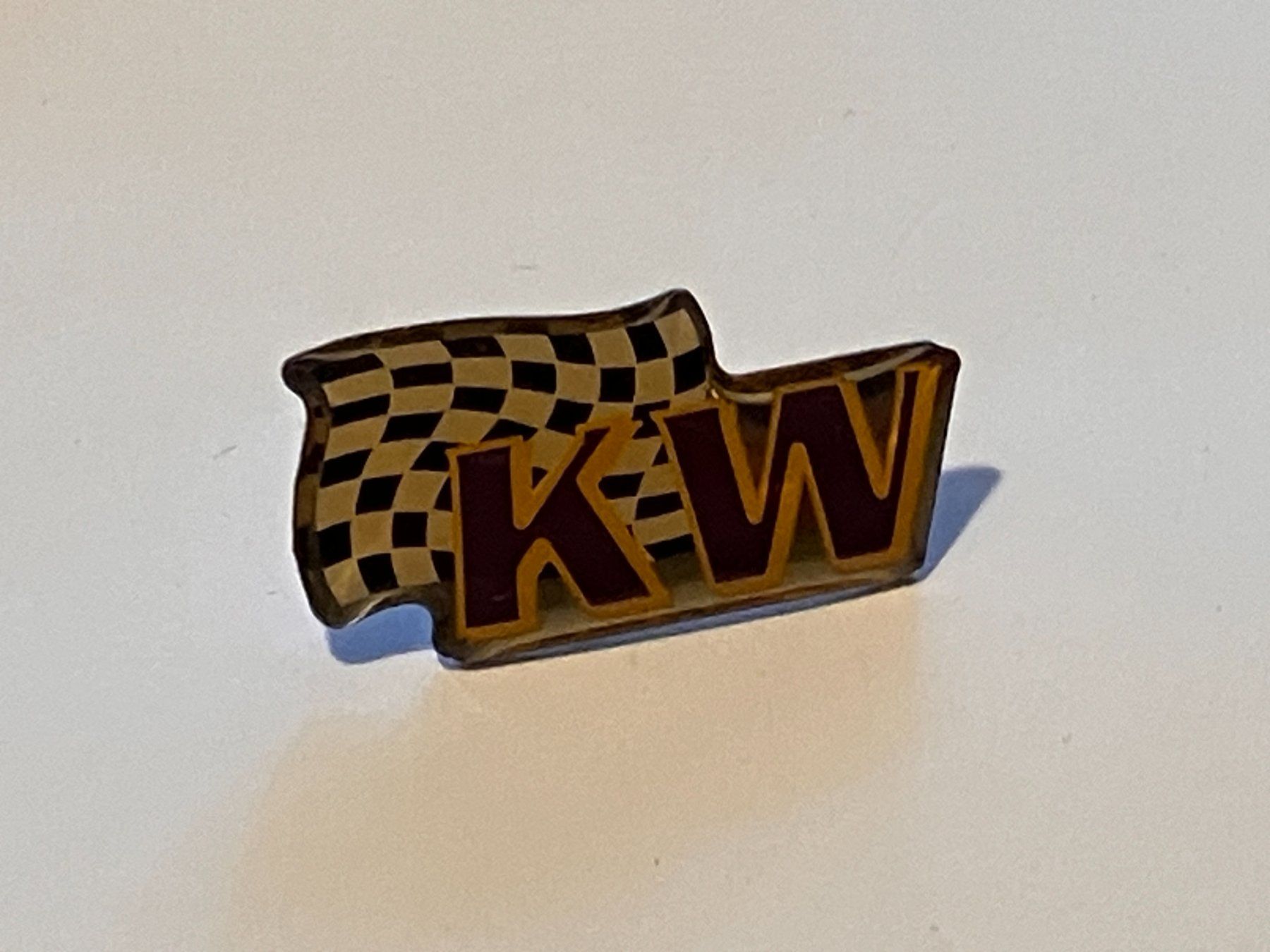 Plaquettes & Badges: 1 Pin KW Zielflagge – D'occasion à Basel par djwwpp