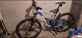 Bici Mountain Bike Giant Full Susp