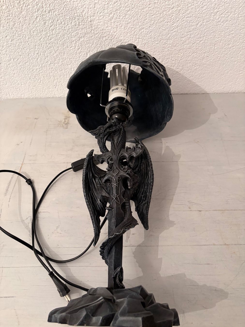 Lampen: Tischlampe – Gebraucht aus La Cibourg von pantokrator
