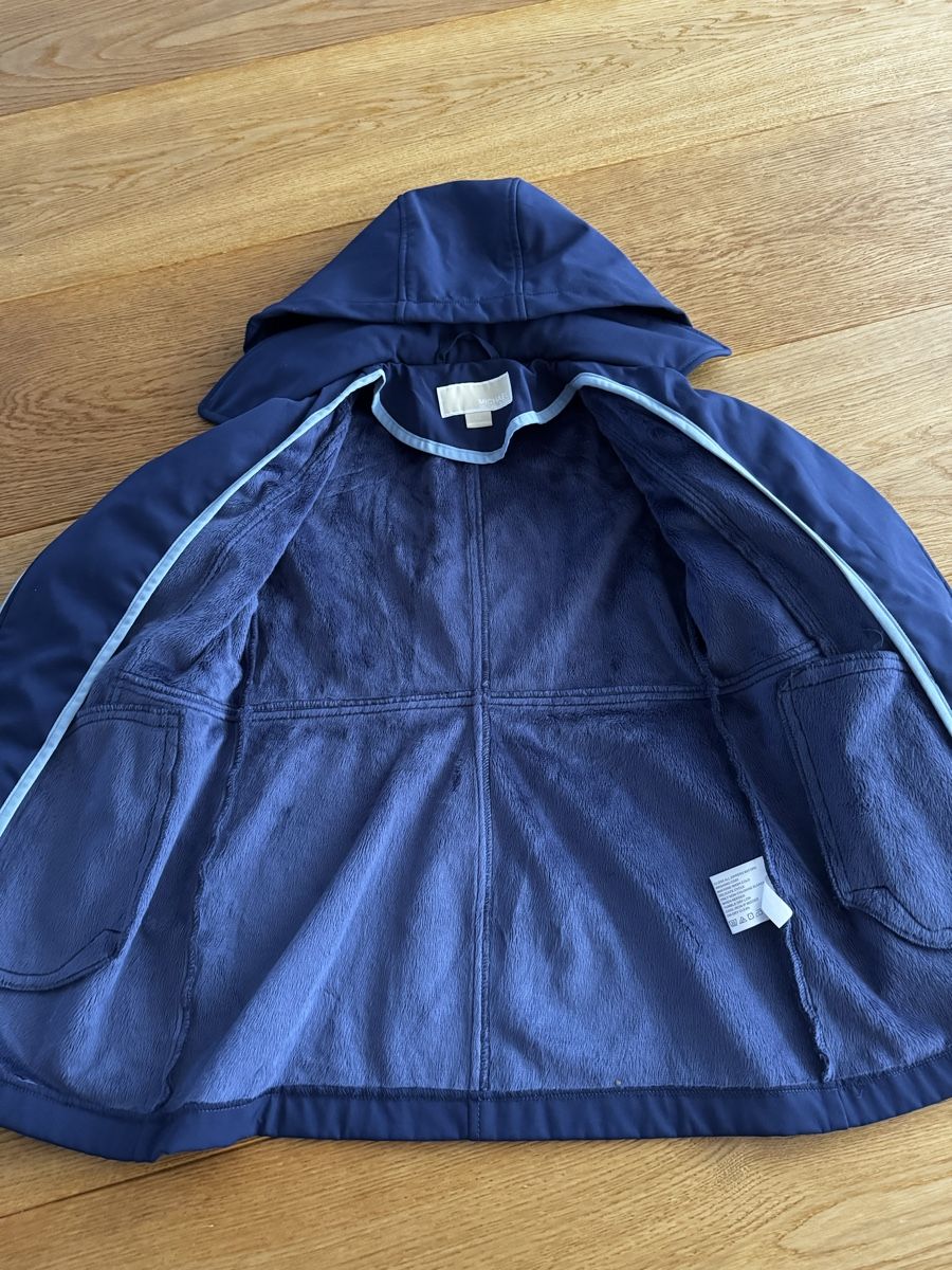 Michael Kors Giacche & Cappotti: Michael Kors Mädchen Softshelljacke Gr. 7/8 – Nuovo (secondo la descrizione) da Killwangen venduto da was.sharp 2