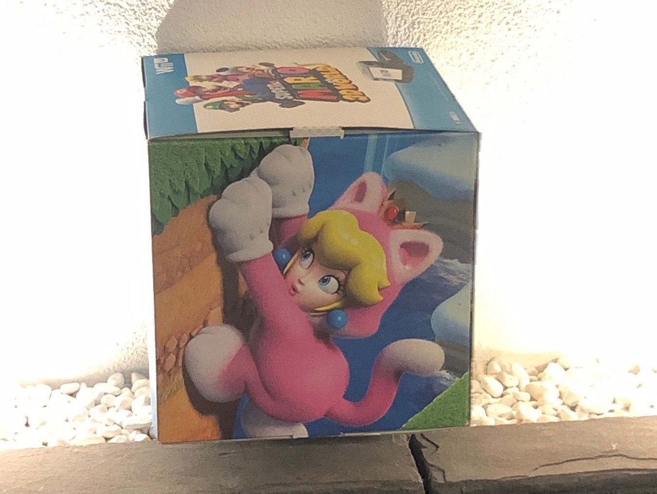 Giochi: Super Mario 3D Wörld Aufsteller – Usato da Kestenholz venduto da Matti_10 4