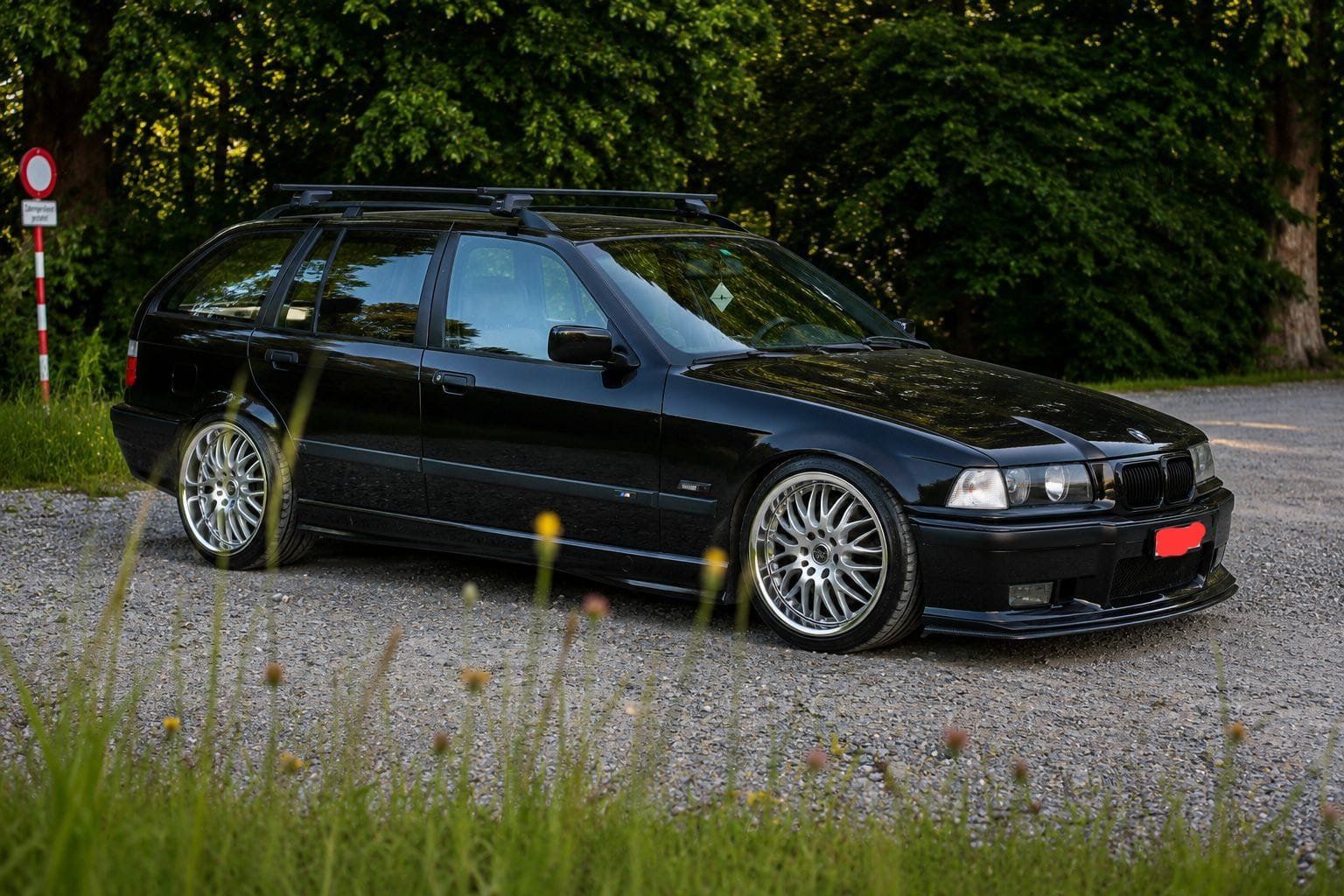 Automobili: BMW 328i E36 Touring – Usato da Reinach AG venduto da buerki90 9