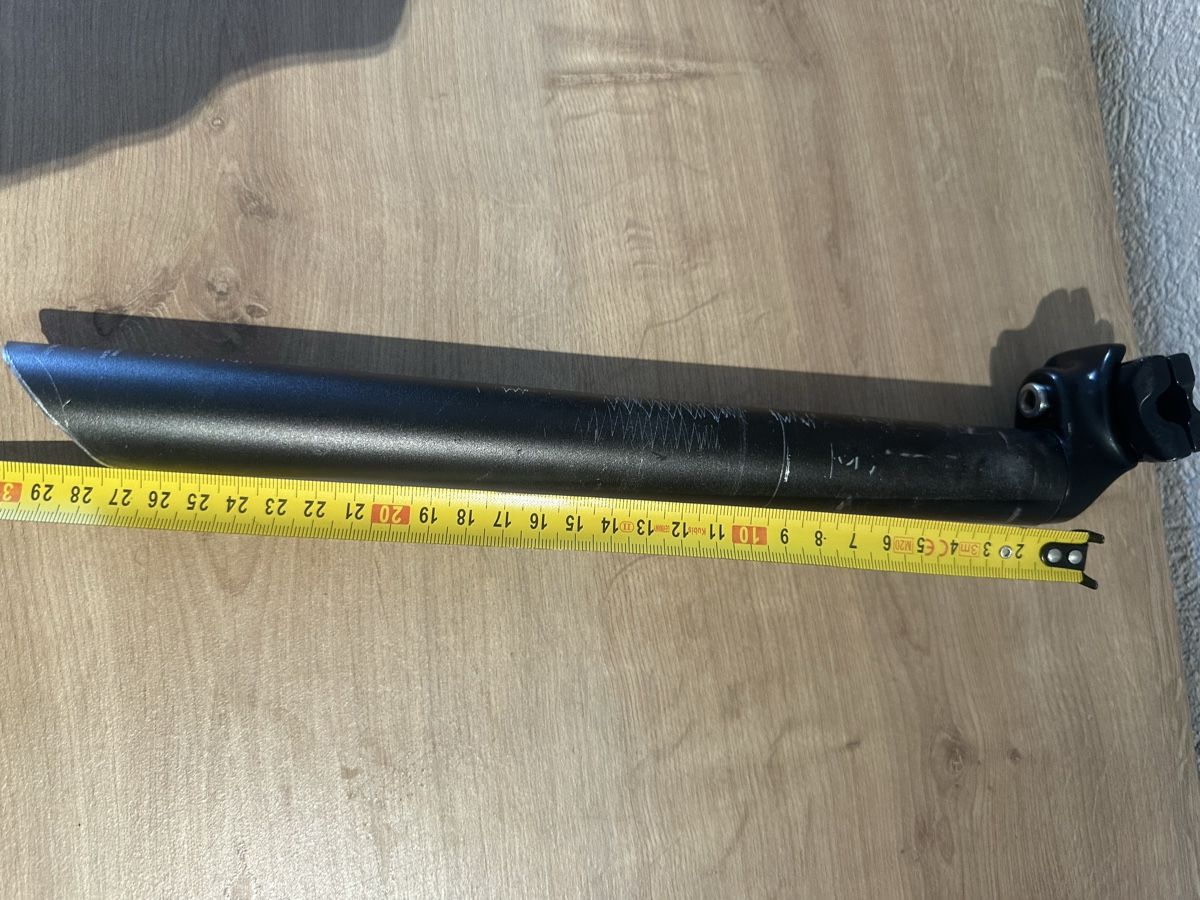 Ersatzteile: Seatpost 30.9mm diameter with clamp used condition – Gebraucht aus Wildegg von dmy_8j9x 3