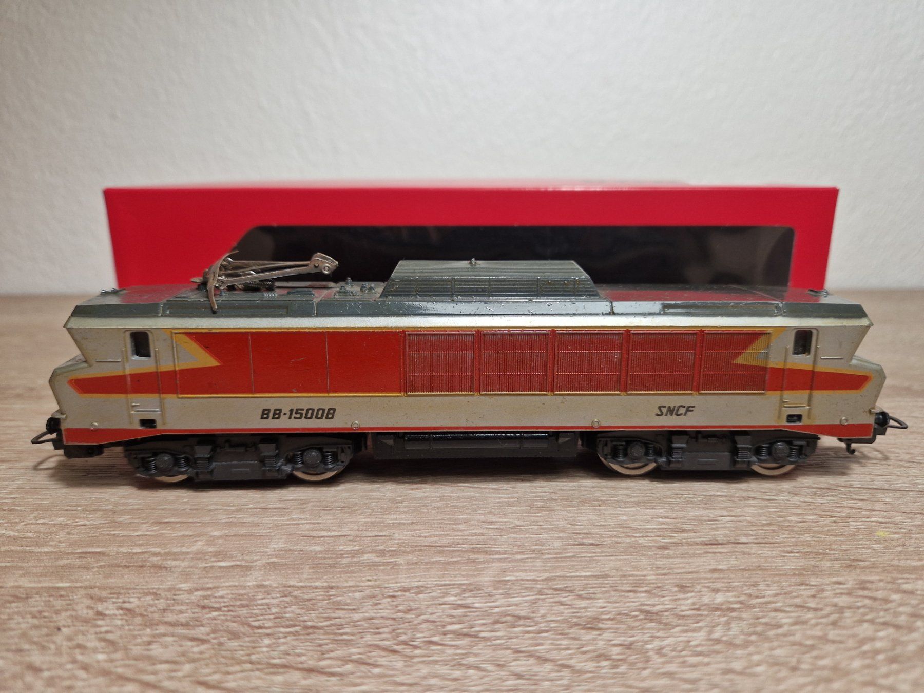 Lima Modellini di ferrovie: Lima E-Lok BB 15008 SNCF H0 – Usato da St-Aubin-Sauges venduto da tantome 1