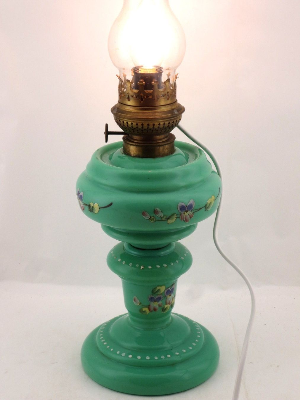 Lampade: Petrollampe Opalglas lampe à petrole opaline 1900 – Usato da Noville venduto da ceram 4
