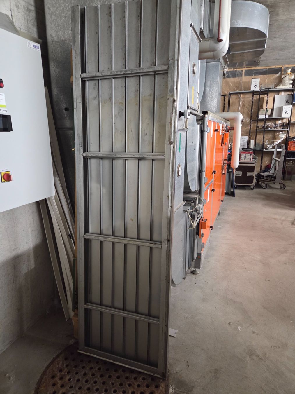 Piatti di portata: Arbeitsplatte Chromstahl – Usato da Volketswil venduto da Renemeg 1