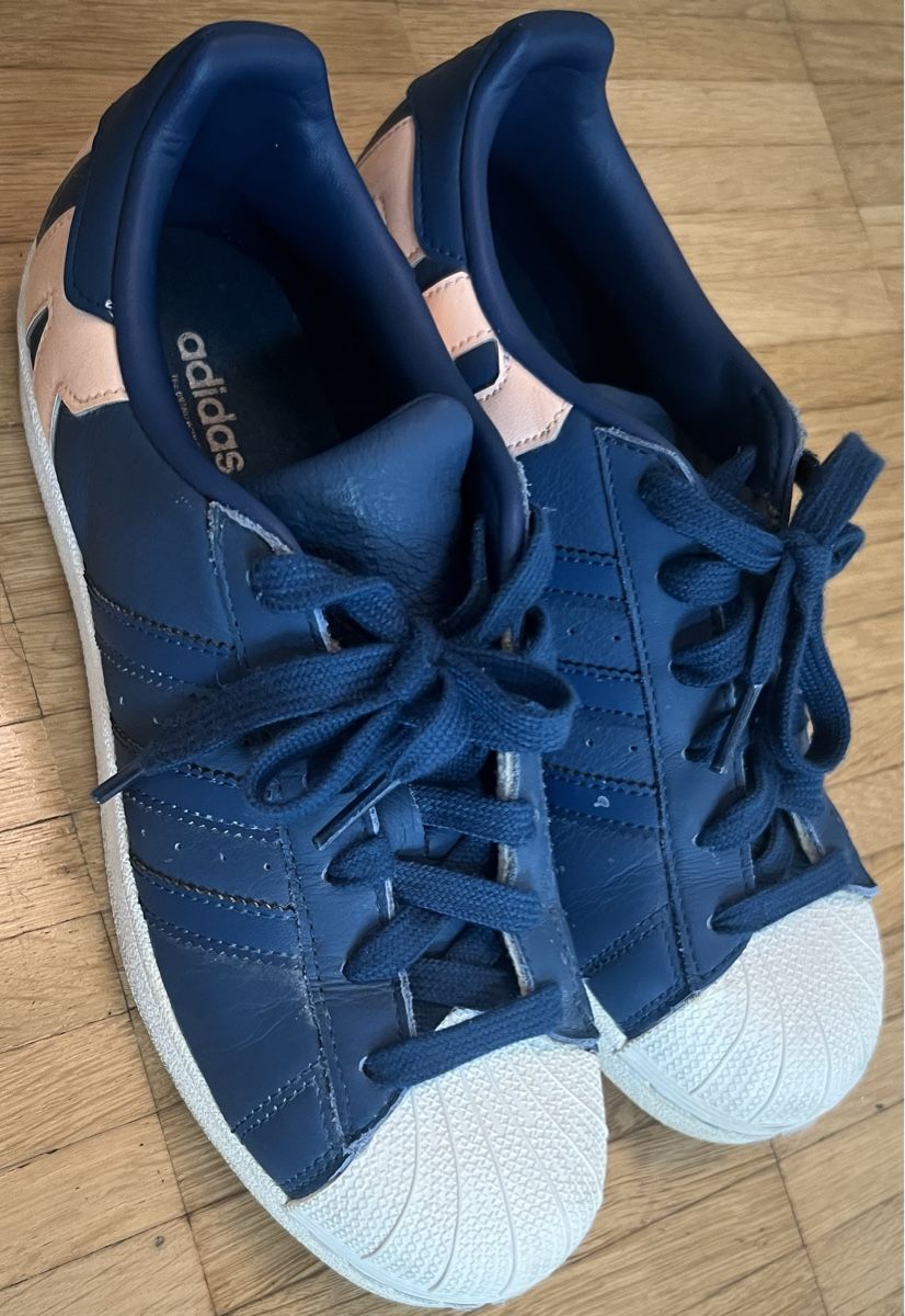 Damenschuhe: Adidas Superstar Schuhe 38 2/3 – Gebraucht aus Opfikon von Luis144 1