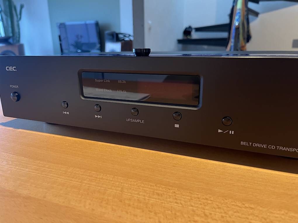 Lettore multimediale & Streamer: C.E.C Cd Transporter – Usato da Münchenwiler venduto da T1111