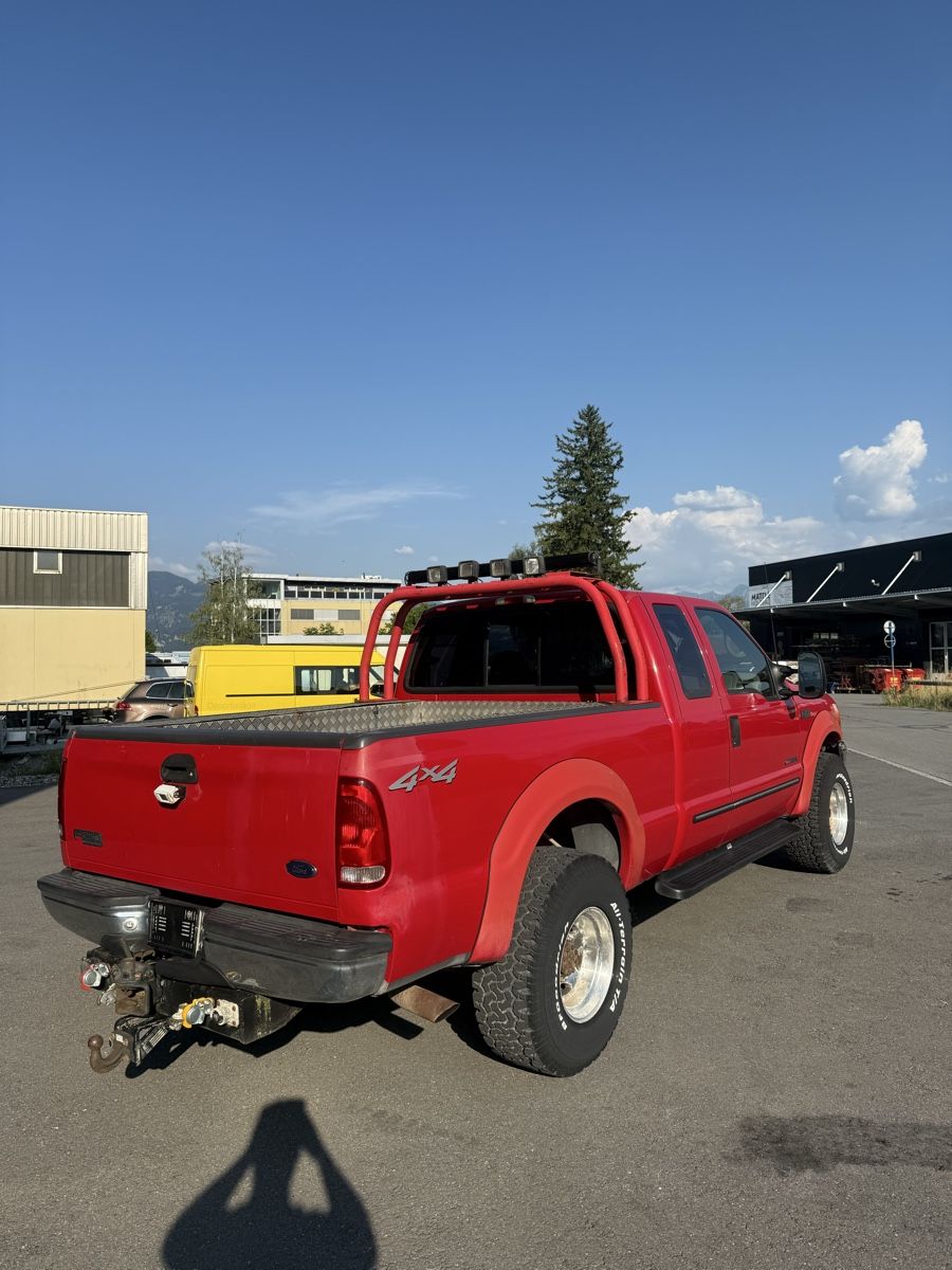 Ford (Usa) Autos: Ford F250 – D'occasion à Eichberg par Weder236 3