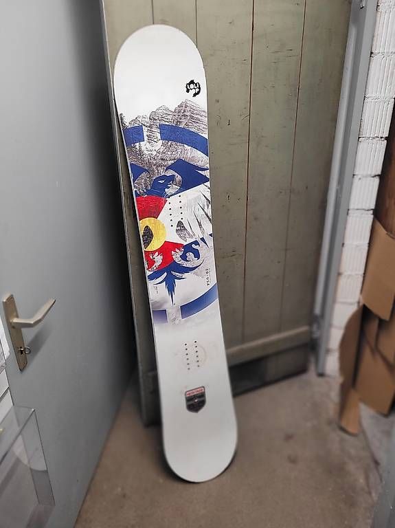 Boards: Never summer Snowboard – Gebraucht aus Bern von ser_x8kr 3