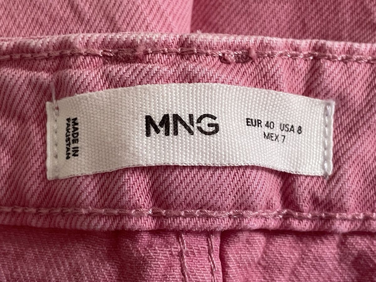 Mango Hosen: Short jeans Mango rose taille 40, neuf – Neu und originalverpackt aus Vuadens von Nina11 8