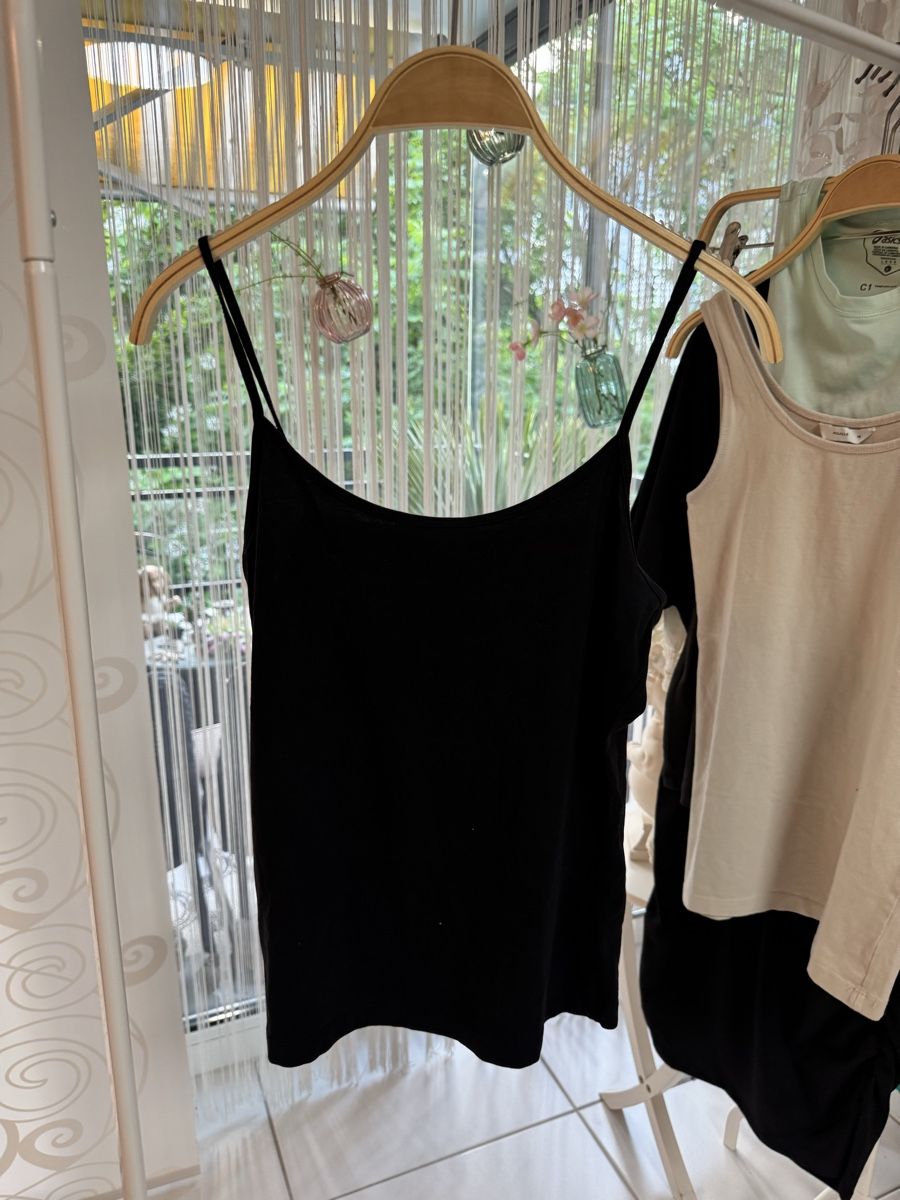 Lotti di vestiti: Set Damenkleidung  – Usato da chur venduto da merygori 1