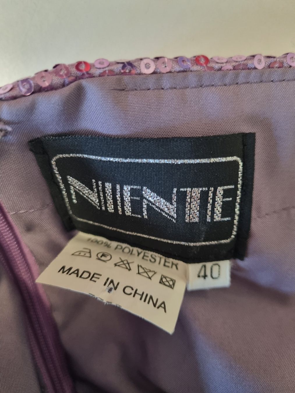 Vestiti: Nintie Kleid Grösse M – Usato da Schönenwerd venduto da Chez_Mimi 2