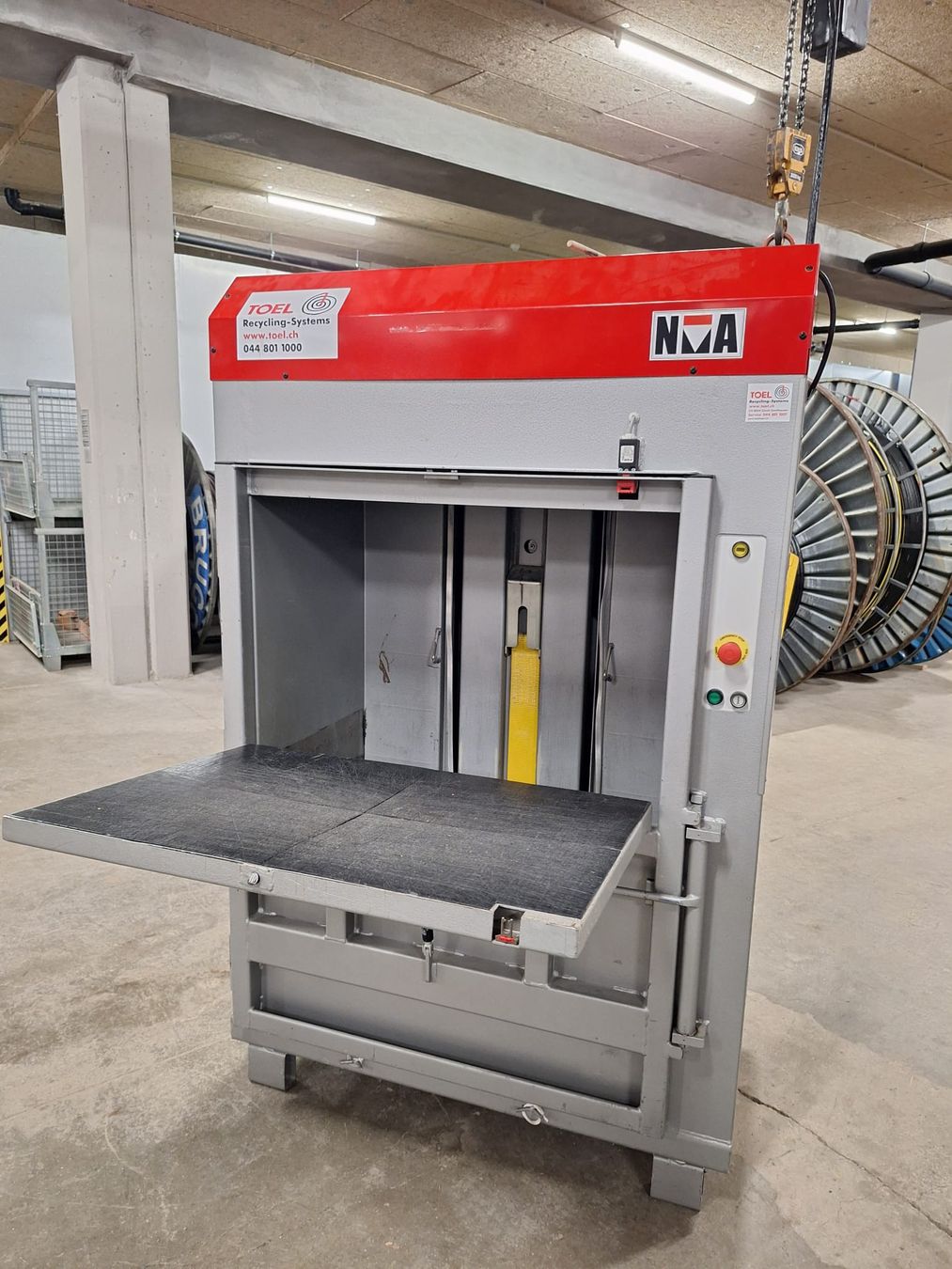 Alle Maschinen: Karton Presse  – Neu (gemäss Beschreibung) aus Hinwil von Legion88