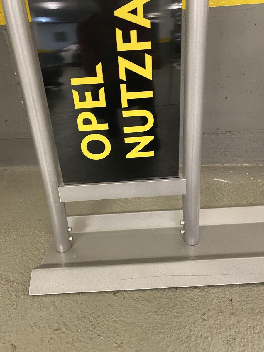 Altro in Decorazioni & Accessori: Ständer neben Opel Nutzfahrzeug – Usato da Hägglingen venduto da Karin0802 6