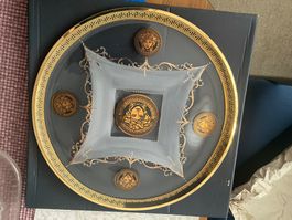 Medusa  Teller, schwarz - gold, neuwertig