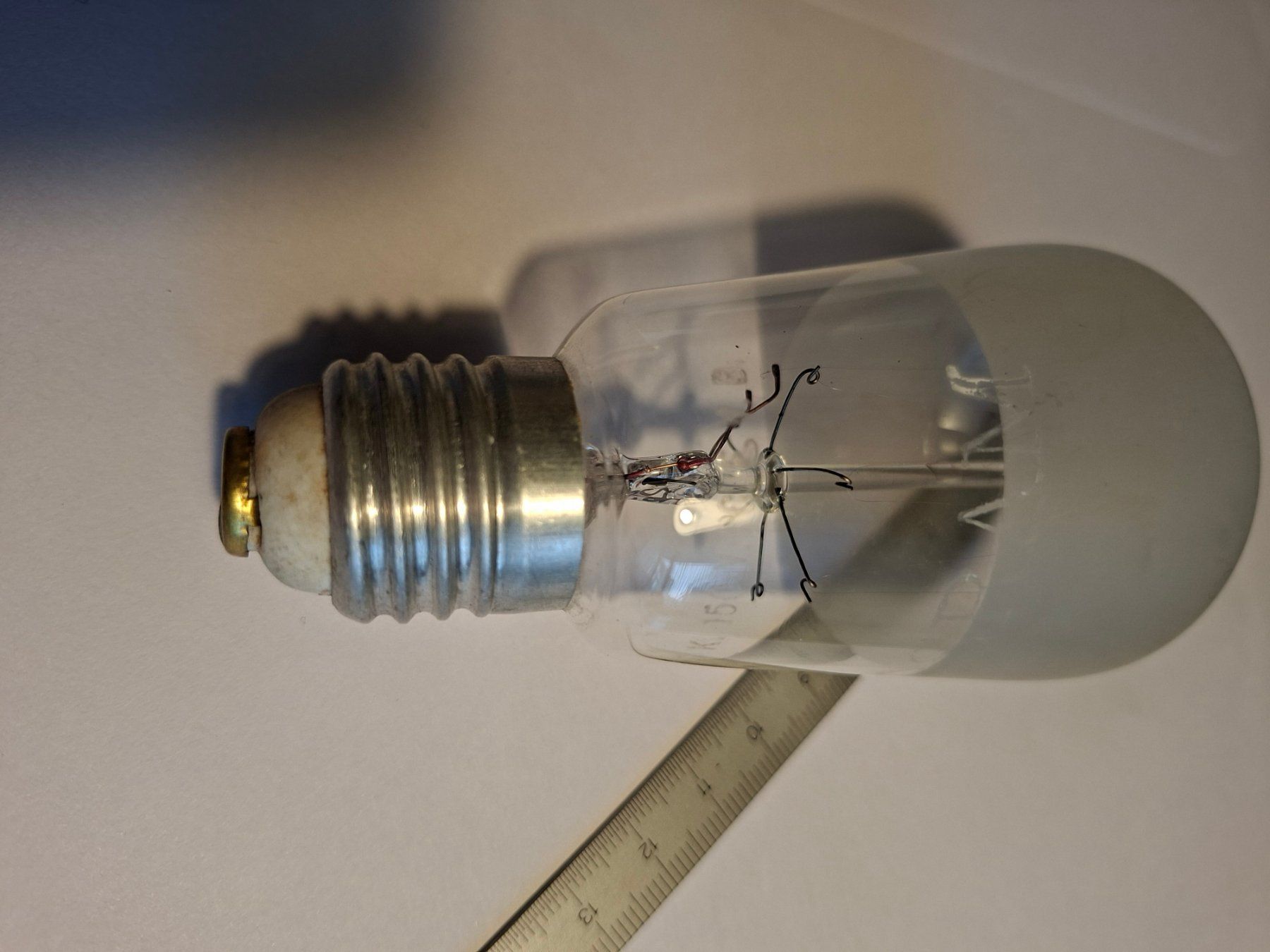 Lampade: Osram Metallfadenlampe  sehr alt – Usato da Cham venduto da Owin1 1