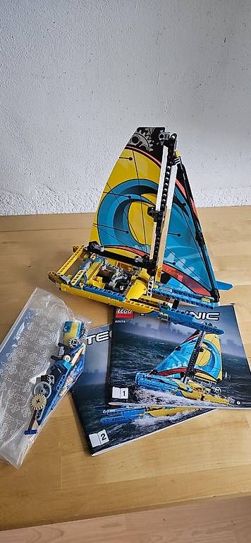 Lego Giocattoli: Lego® 42074 Technic Rennyacht Katamaran – Usato da Schaan venduto da Klemmbausteine 2
