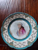 Wandteller Porzellan mit Bildnis von Louis XVI ,Sèvres