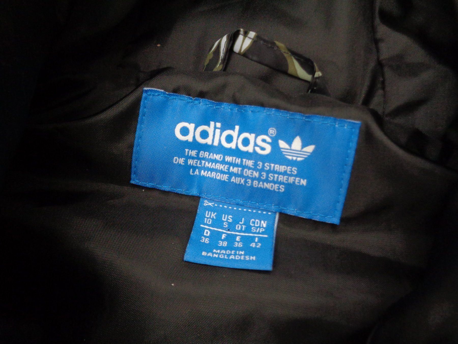 Adidas Gilet & Giacche senza maniche: Adidas Gilet Steppjacke Grösse 36 – Usato da Chur venduto da omonia 1