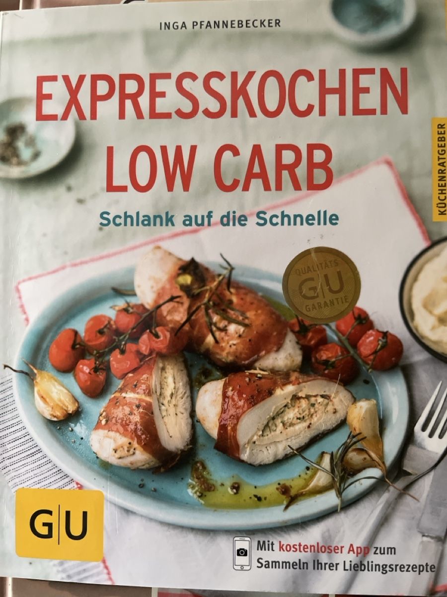 Libri: Kochbuch "Expresskochen Low Carb" von Inga Pfannebecker – Nuovo (secondo la descrizione) da Oeschseite venduto da matina5