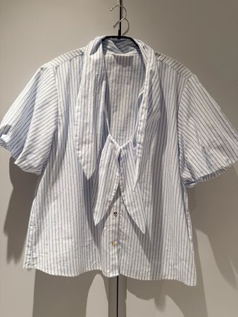 Bluse Zara Weiss gestreift kurzarm Gr. M NEU 