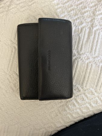 Elegante Coccinelle Portemonnaie Schwarz Leder