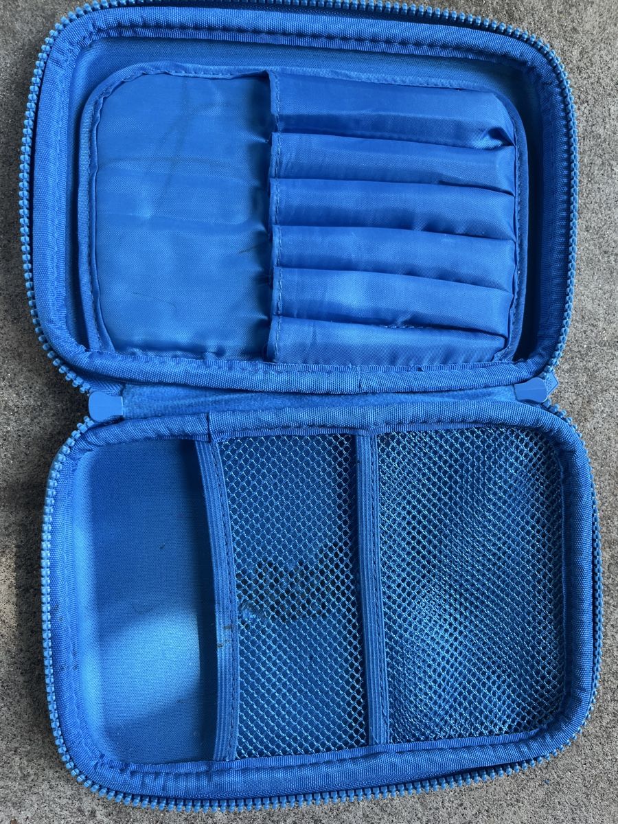 Schüler-Etuis: Stiftebox Smiggle Multicolore guter Zustand – Gebraucht aus Au ZH von Paninifieber26 2