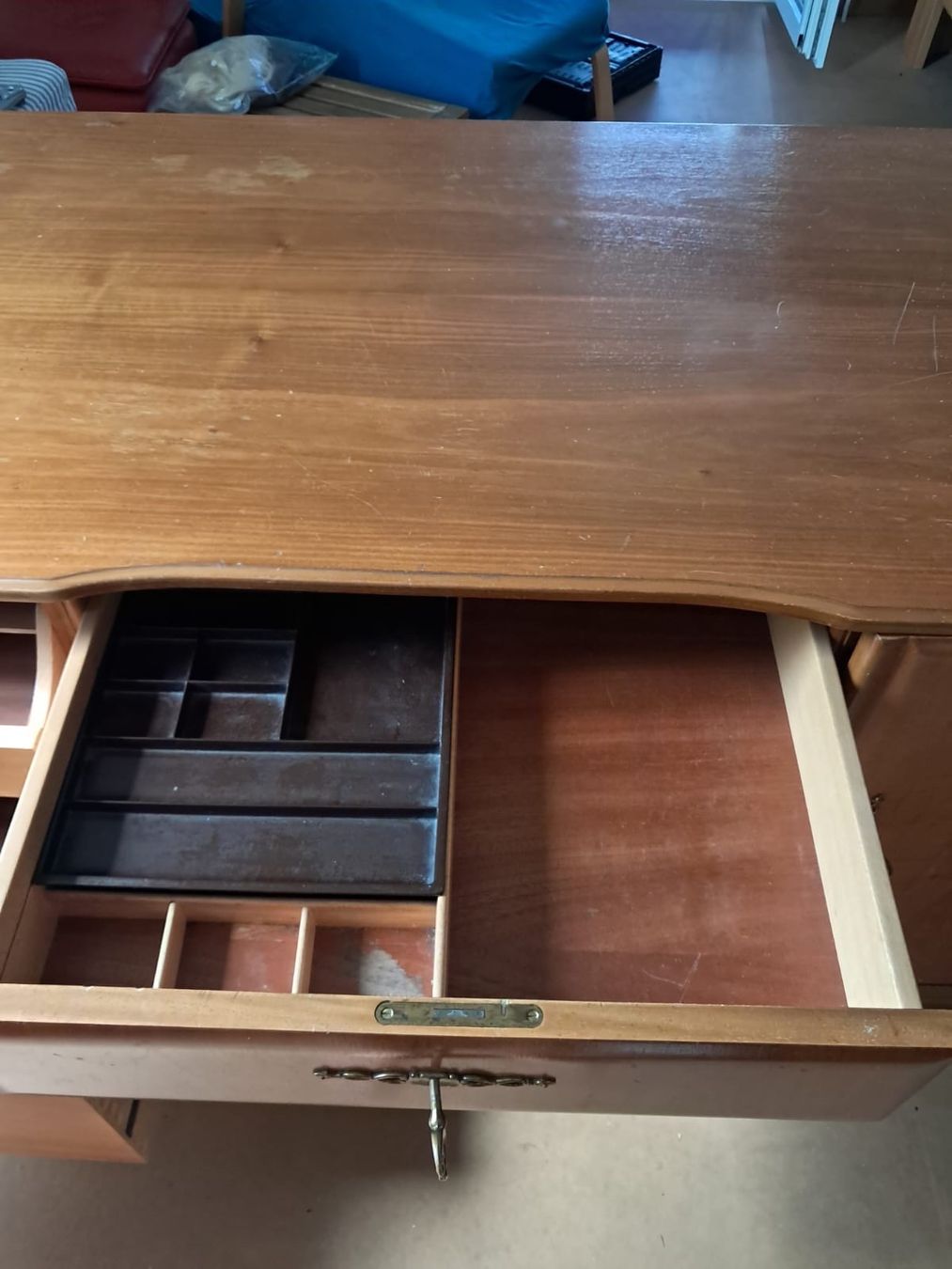Schreibtische: Antiker Schreibtisch aus Holz – Gebraucht aus Full-Reuenthal von ben_92wj 3
