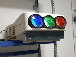 Barco Data 808 CRT Projector Beamer inkl. Flightbox