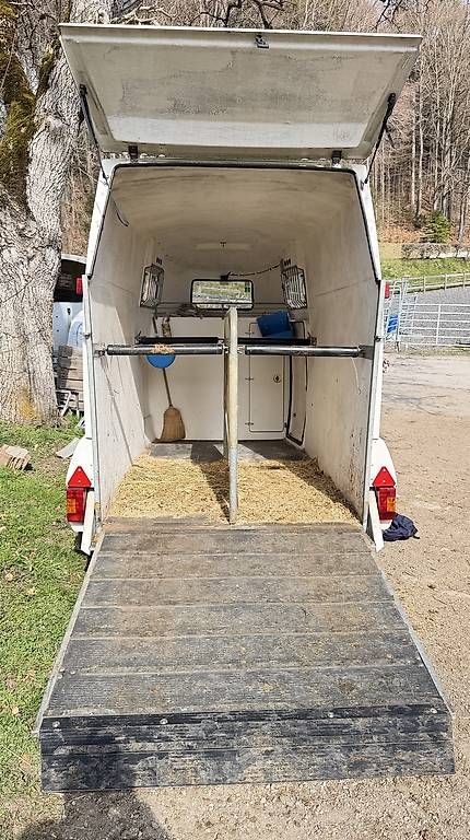 Rimorchi: Mustang Pferdeanhänger – Usato da Neuenegg venduto da dur_b79r 2