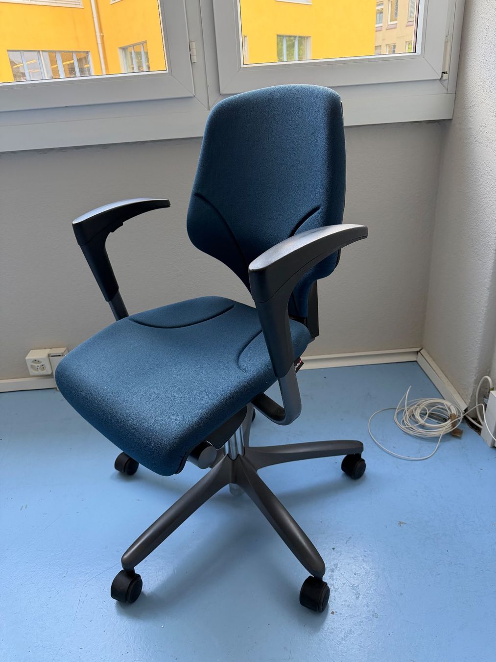 Giroflex Stühle: Giroflex-64 Stuhl – Gebraucht aus Zürich von mar_hs6l 1