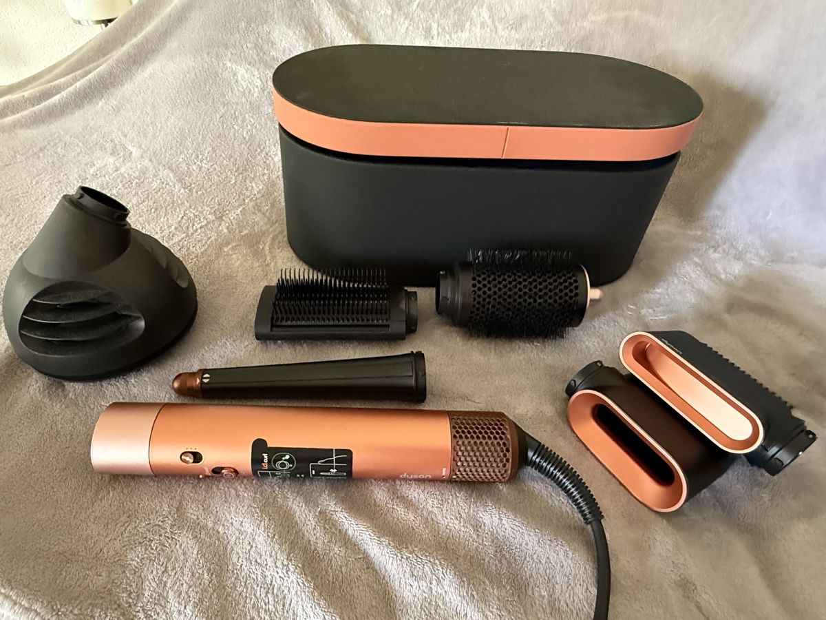 Dyson Asciugacapelli: Dyson Airwrap Co-anda 2x Curly+Coily – Usato da Bern venduto da Delamer 2