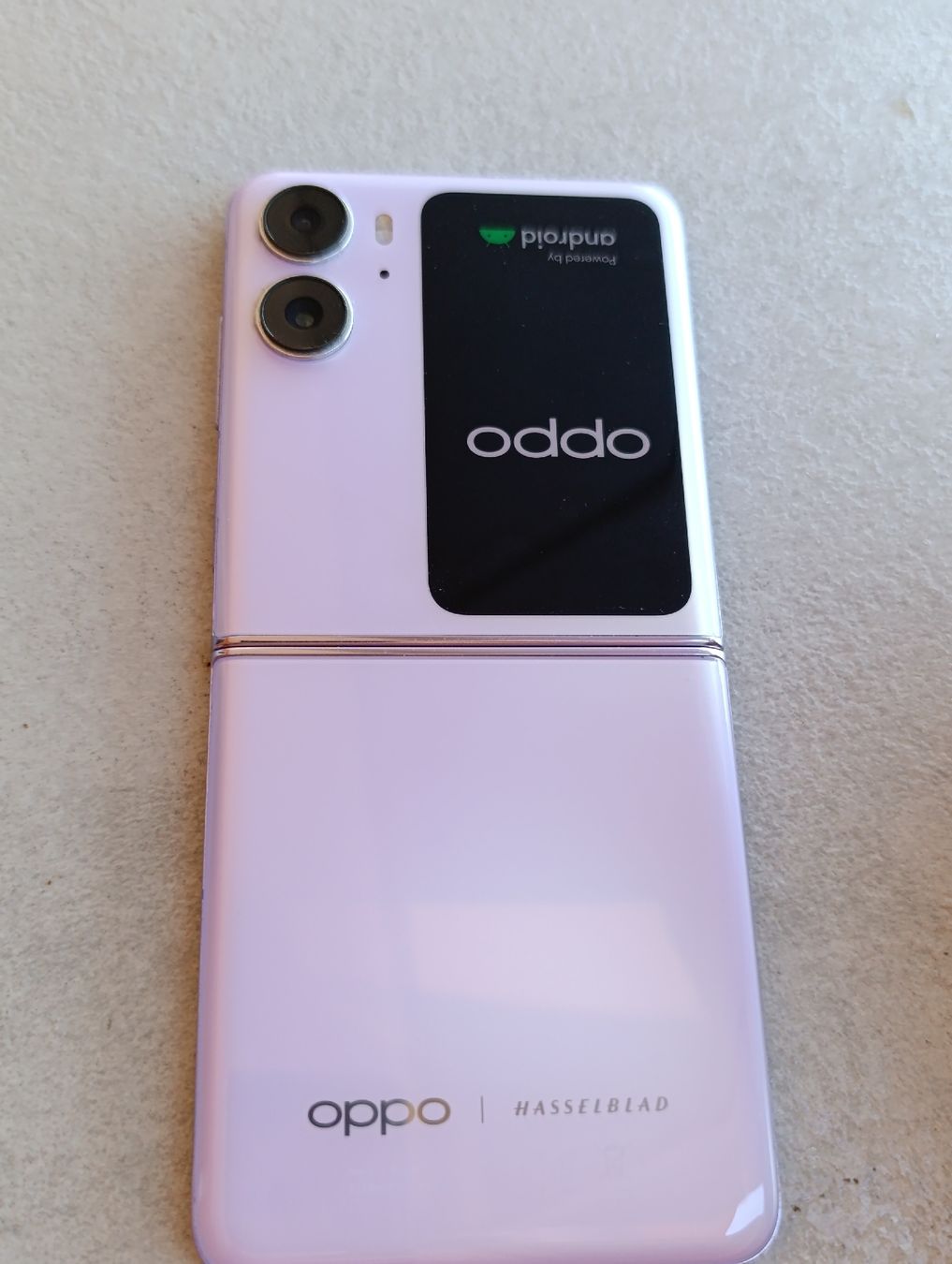 Oppo Telefoni cellulari / Smartphones: Oppo Find N2 Flip – Usato da Zug venduto da wavewood 2