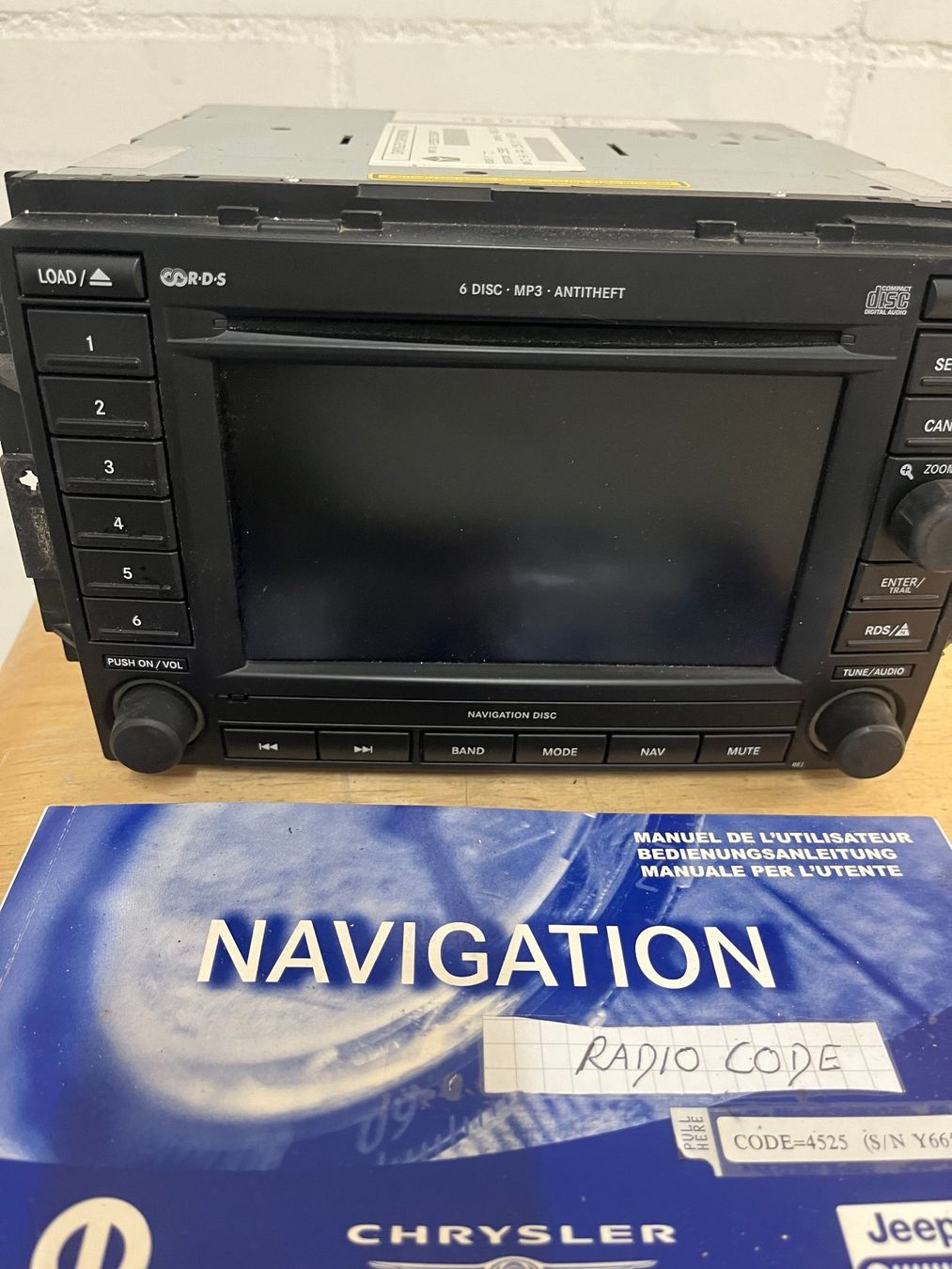 Jeep Sistemi audio & multimediali: Jeep Navigationsradio mit Radio Code 4525 – Usato da Künten venduto da magnum62
