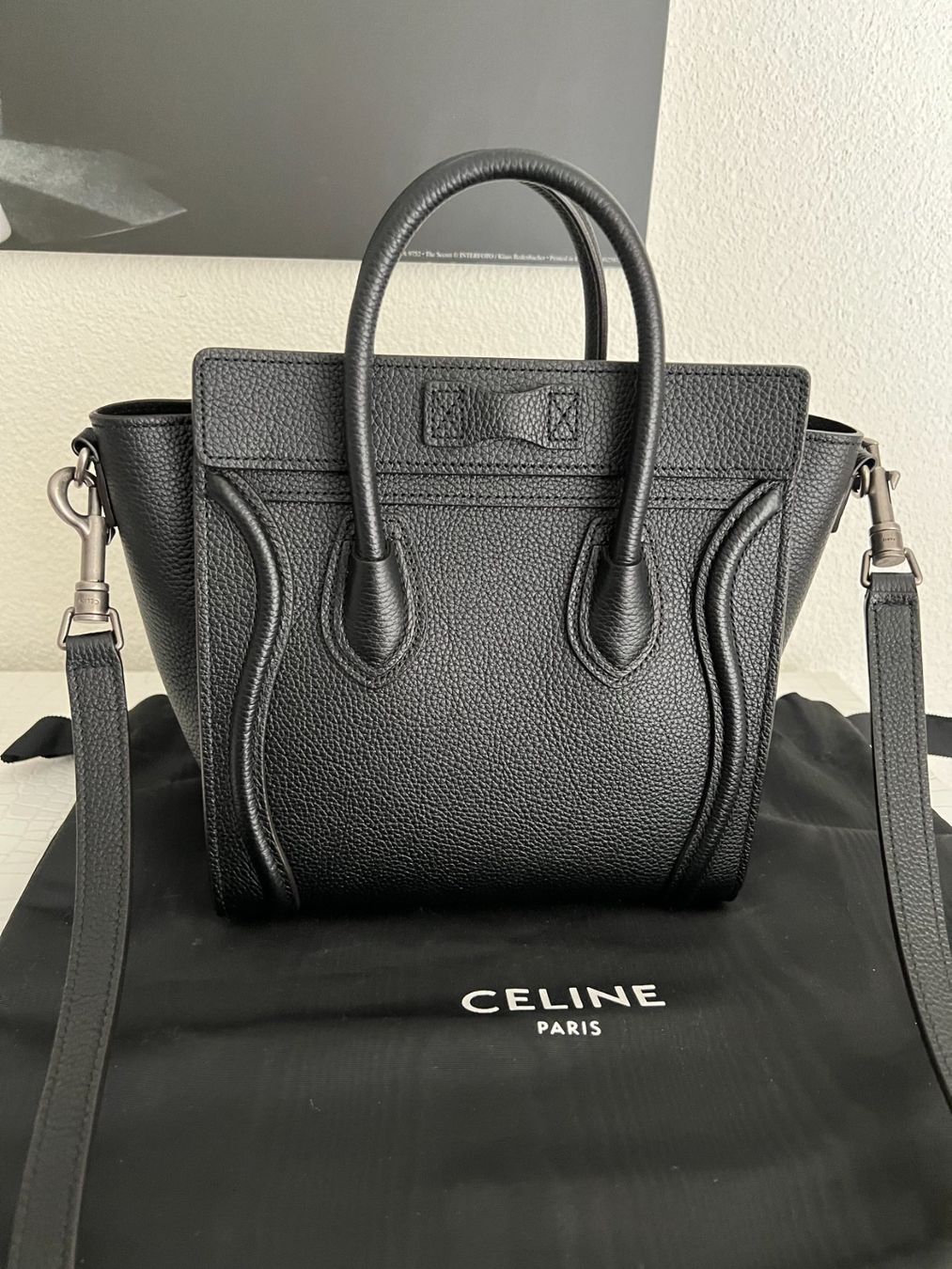 Celine Borse da donna: Céline Luggage Tote Nano schwarz – Usato da Winterthur venduto da Raschida79 7