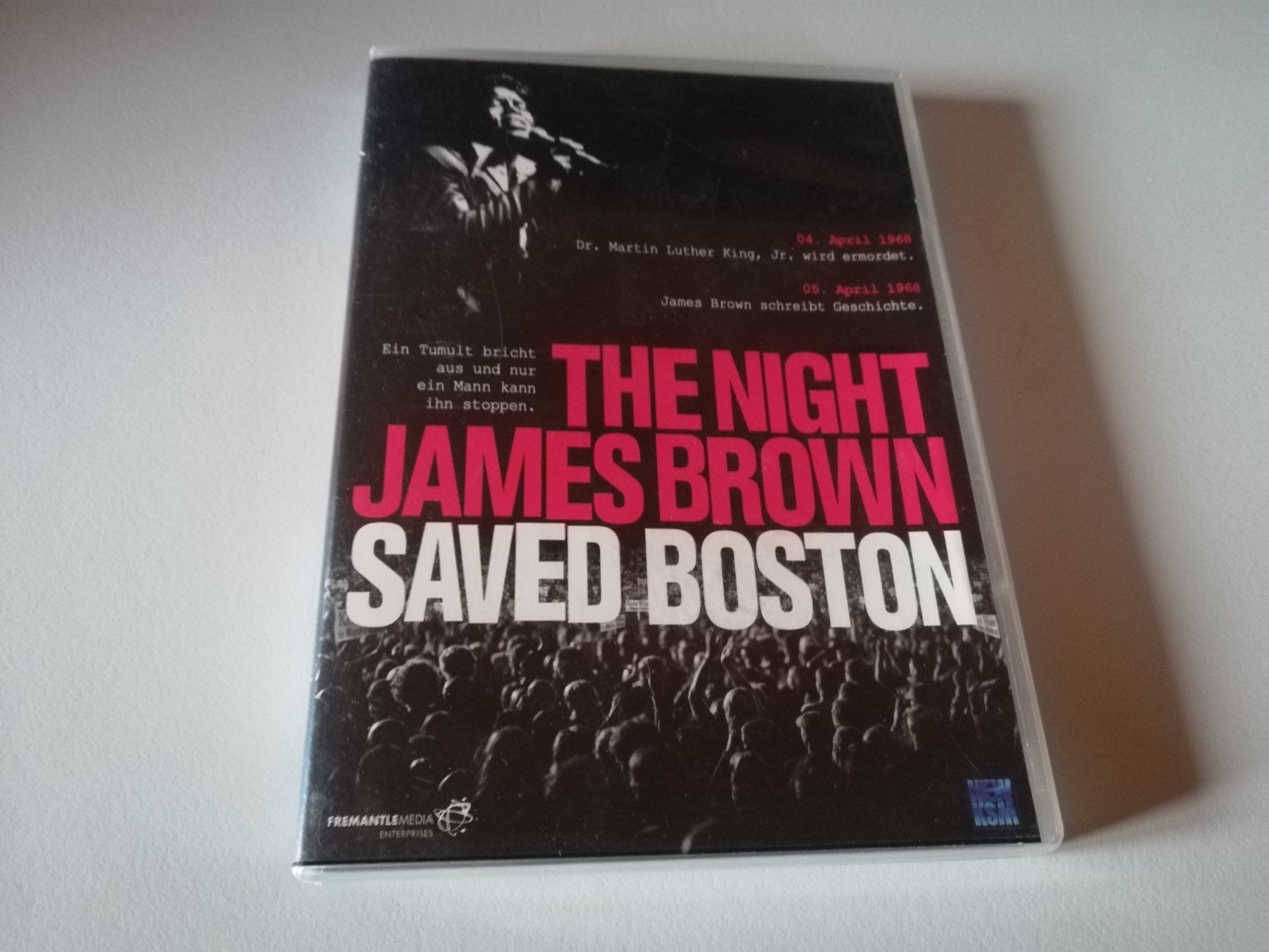 Tutti i DVDs: THE NIGHT JAMES BROWN - SAVED BOSTON – Usato da Bern venduto da Vinylsound.ch