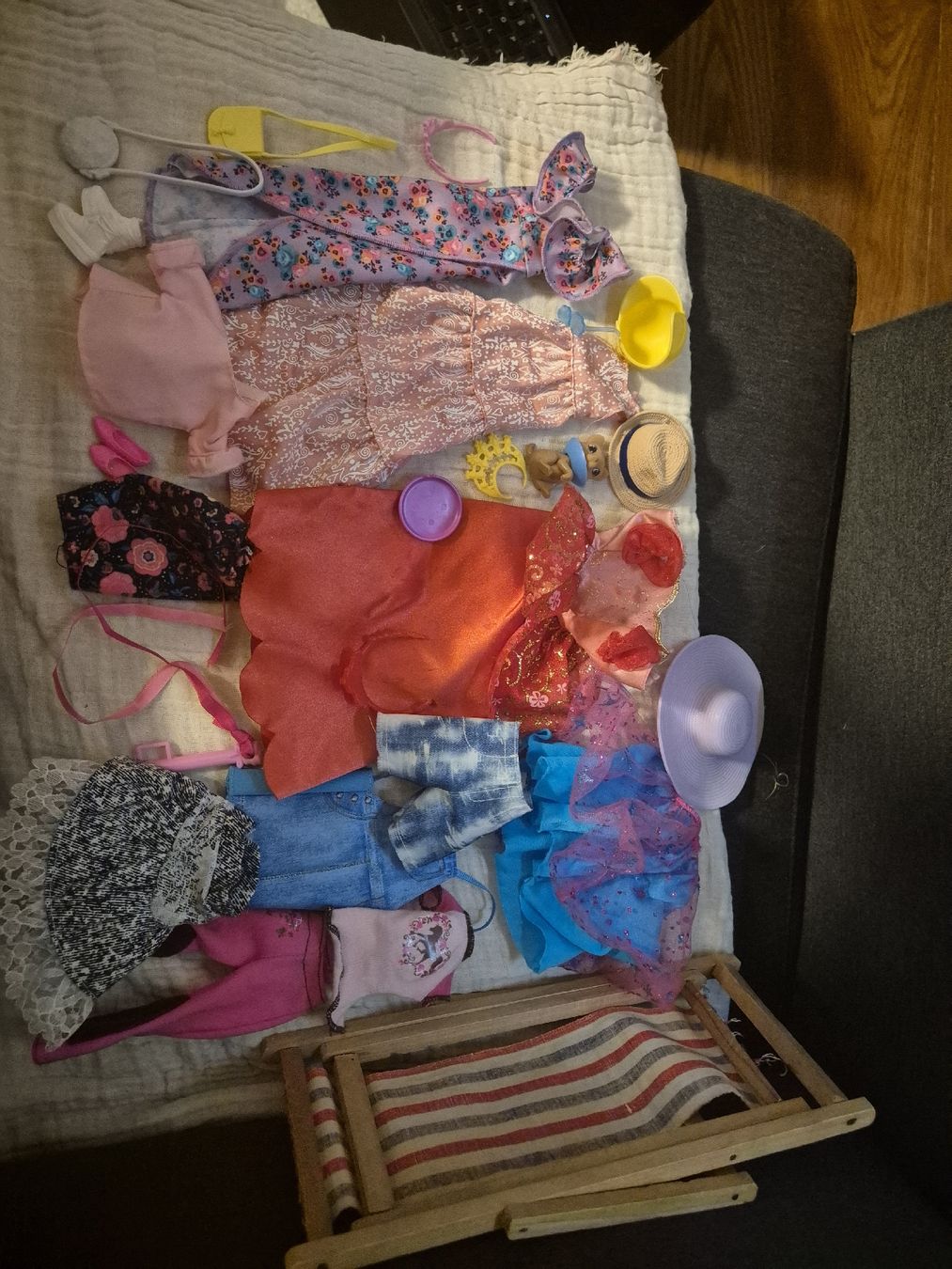 Poupées: Barbies clothes – Neuf (Voir description) à Zürich par mar_h988 1